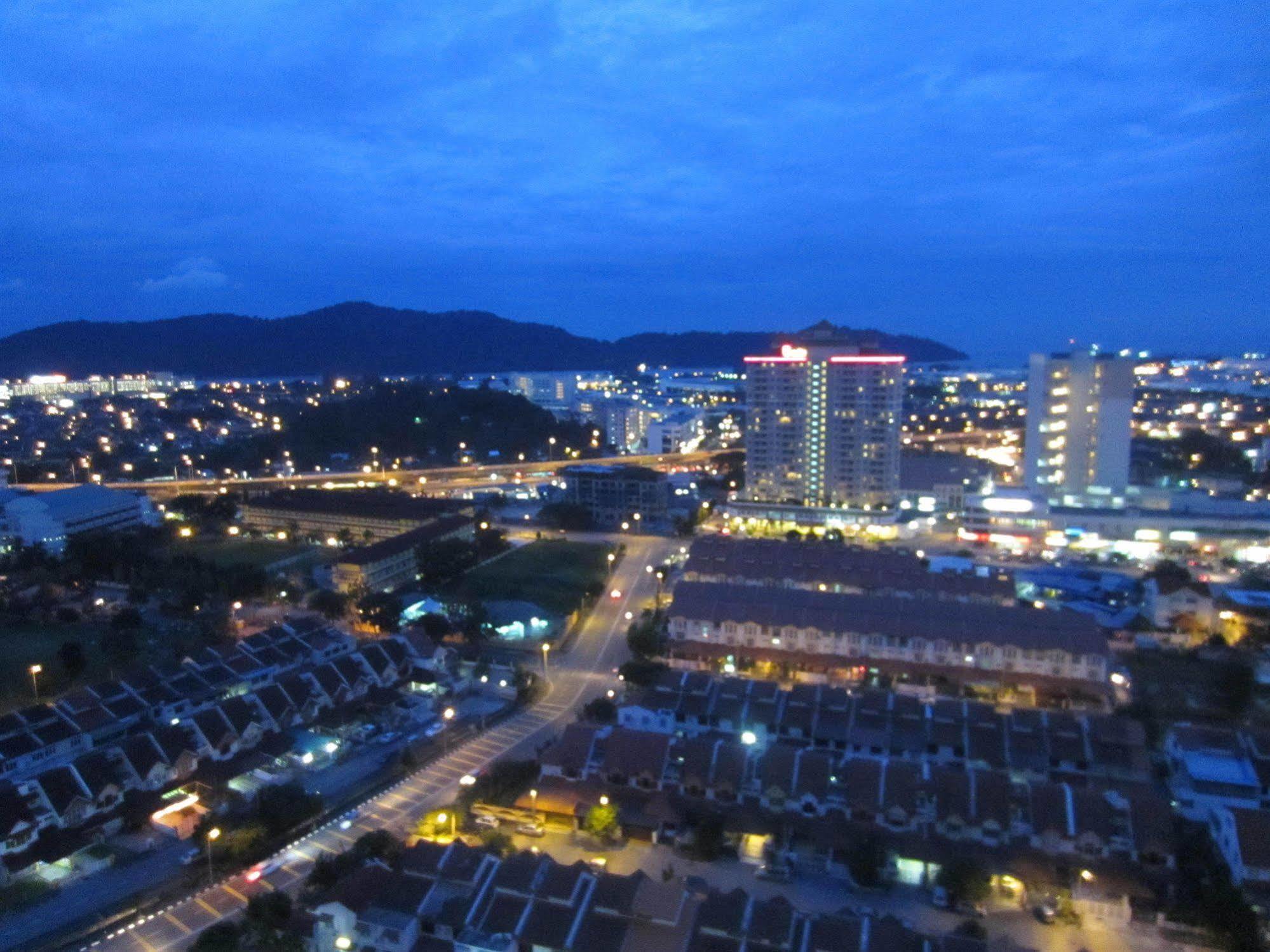 The Ceo Duplex Soho Suite บายันเลอปาส ภายนอก รูปภาพ